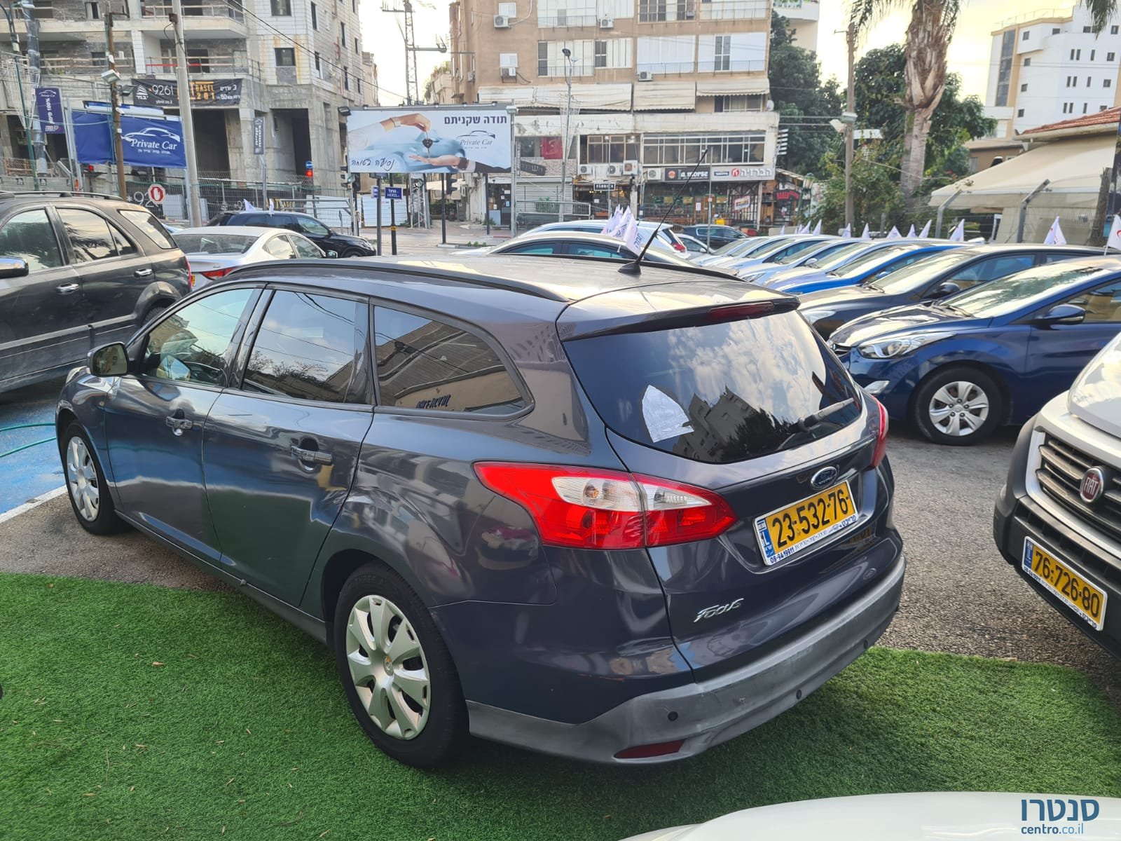 2013' Ford Focus photo #4