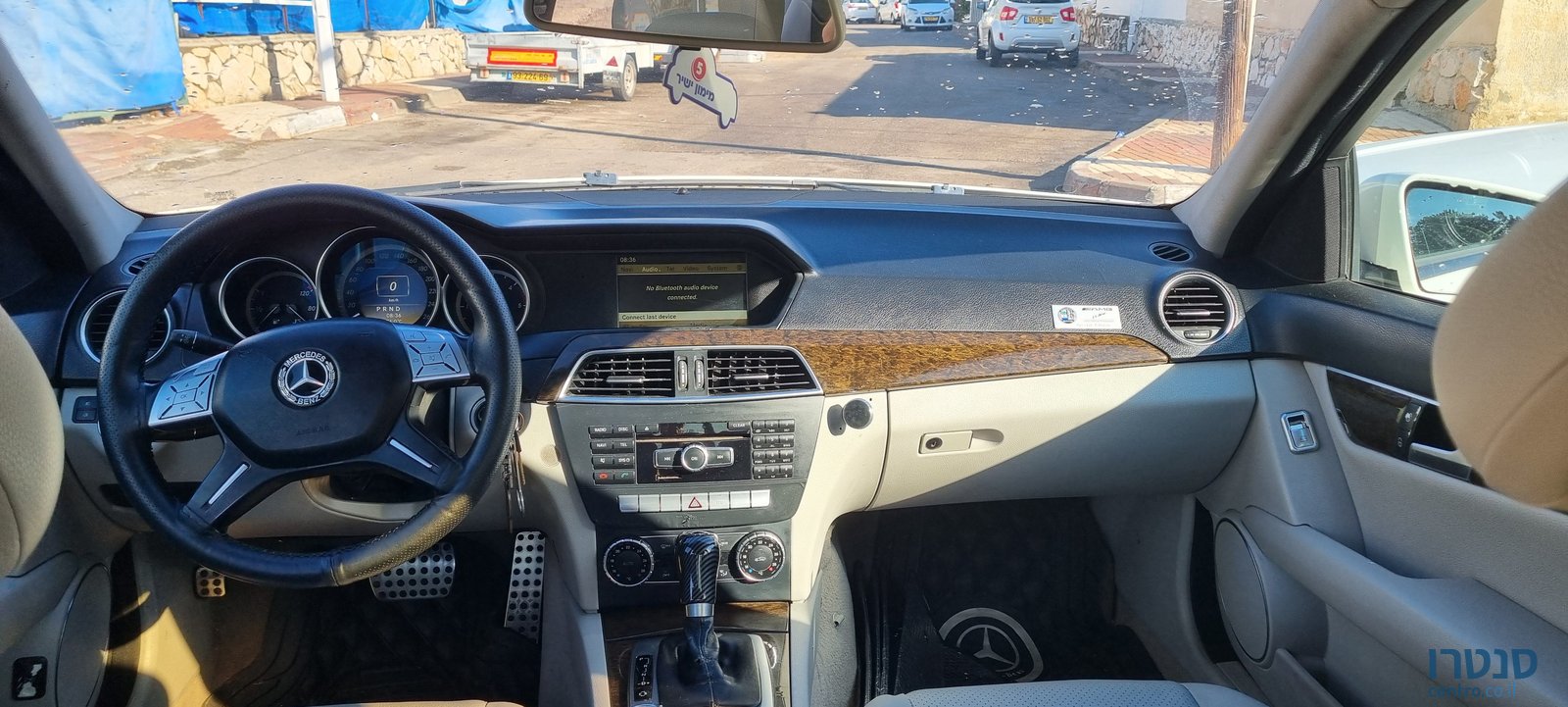 2011' Mercedes-Benz C-Class מרצדס photo #3