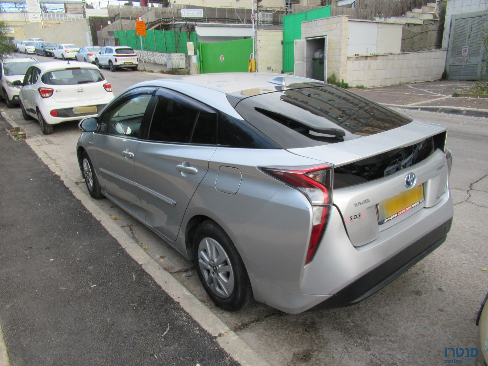 2016' Toyota Prius טויוטה פריוס photo #1