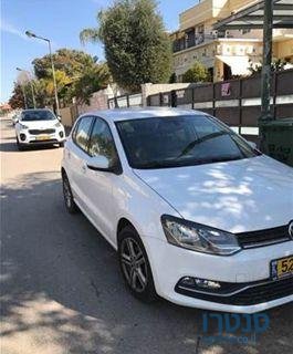 2015' Volkswagen Polo photo #1