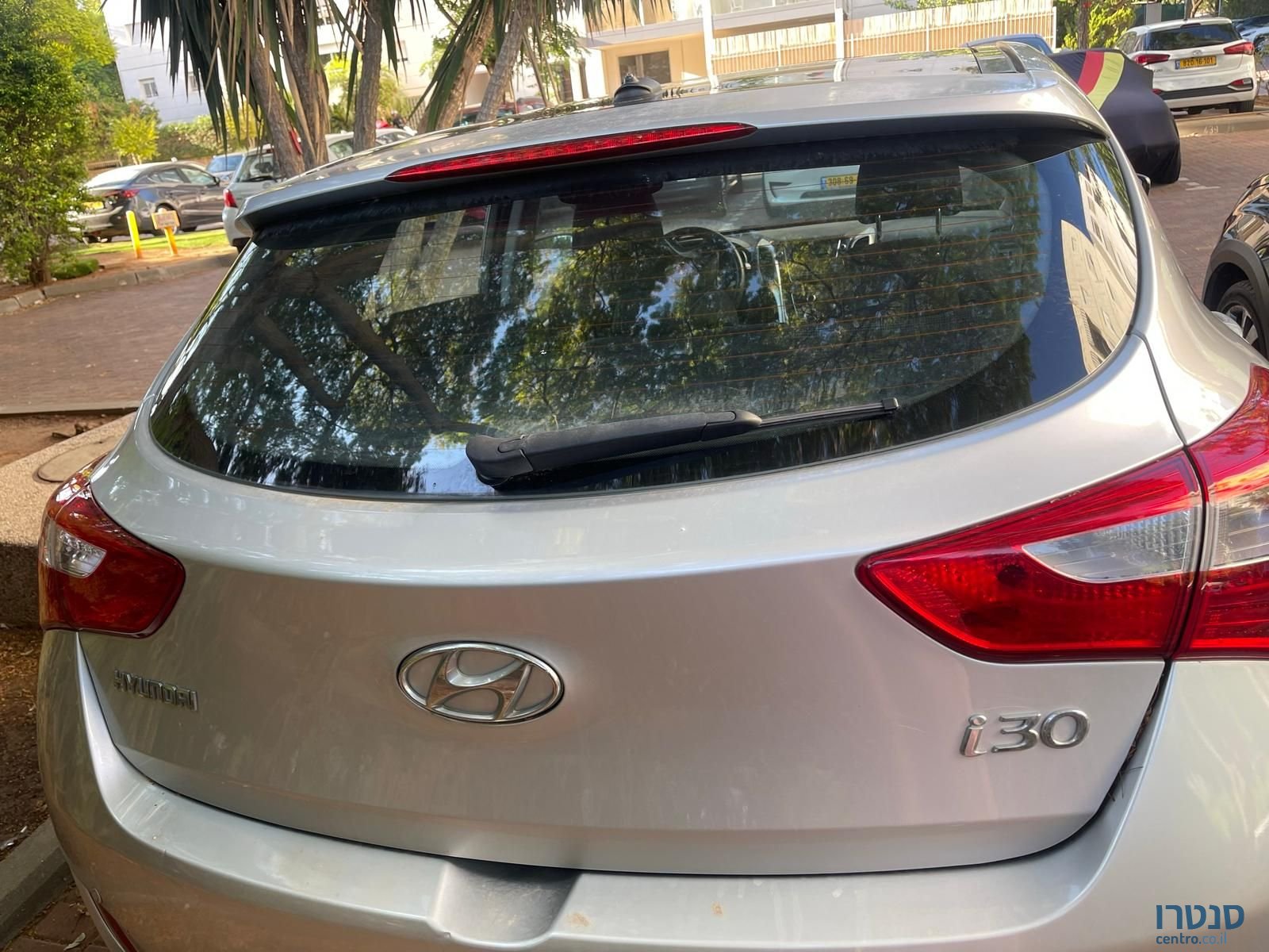 2012' Hyundai i30 יונדאי photo #2