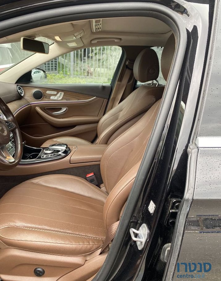 2018' Mercedes-Benz E-Class מרצדס photo #5