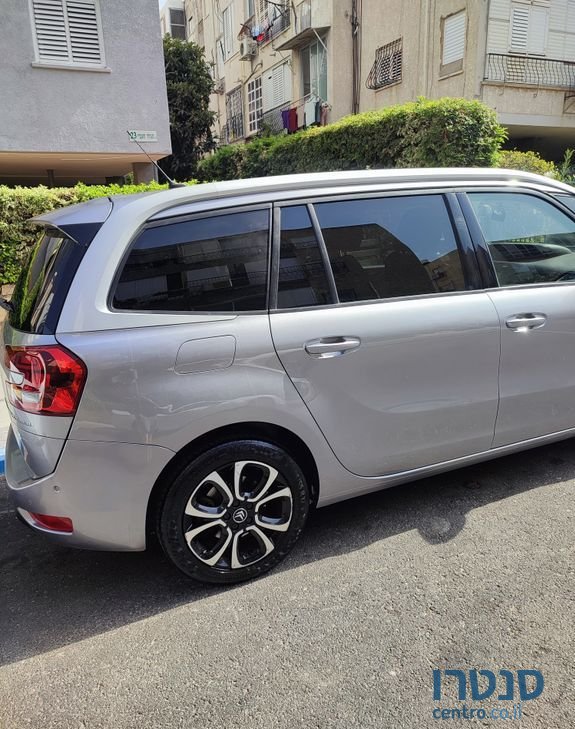 2020' Citroen C4 SpaceTourer סיטרואן C4 ספייסטורר photo #3