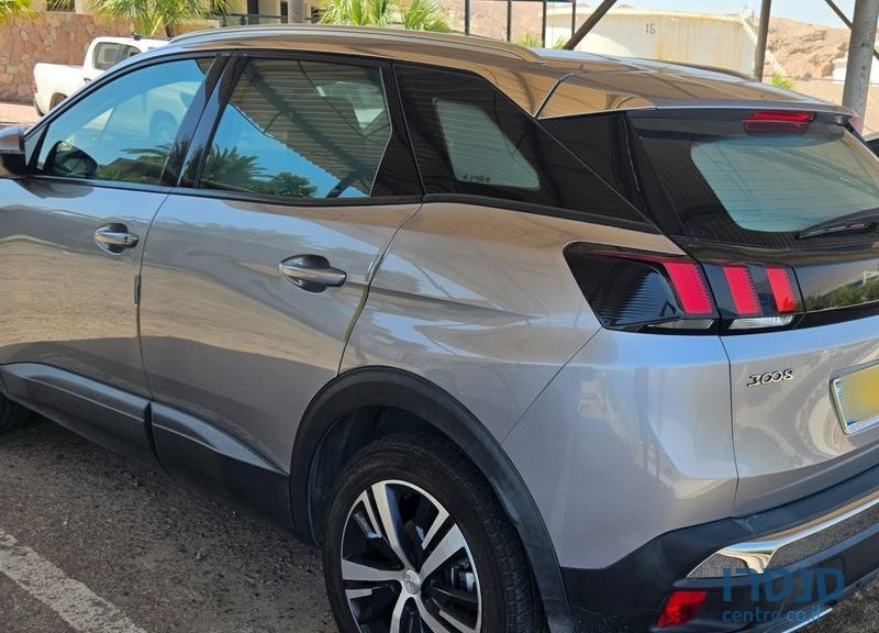 2019' Peugeot 3008 פיג'ו photo #5