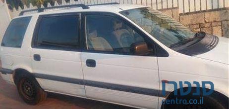2001' Mitsubishi Space Wagon מיצובישי ספייסווגן photo #3