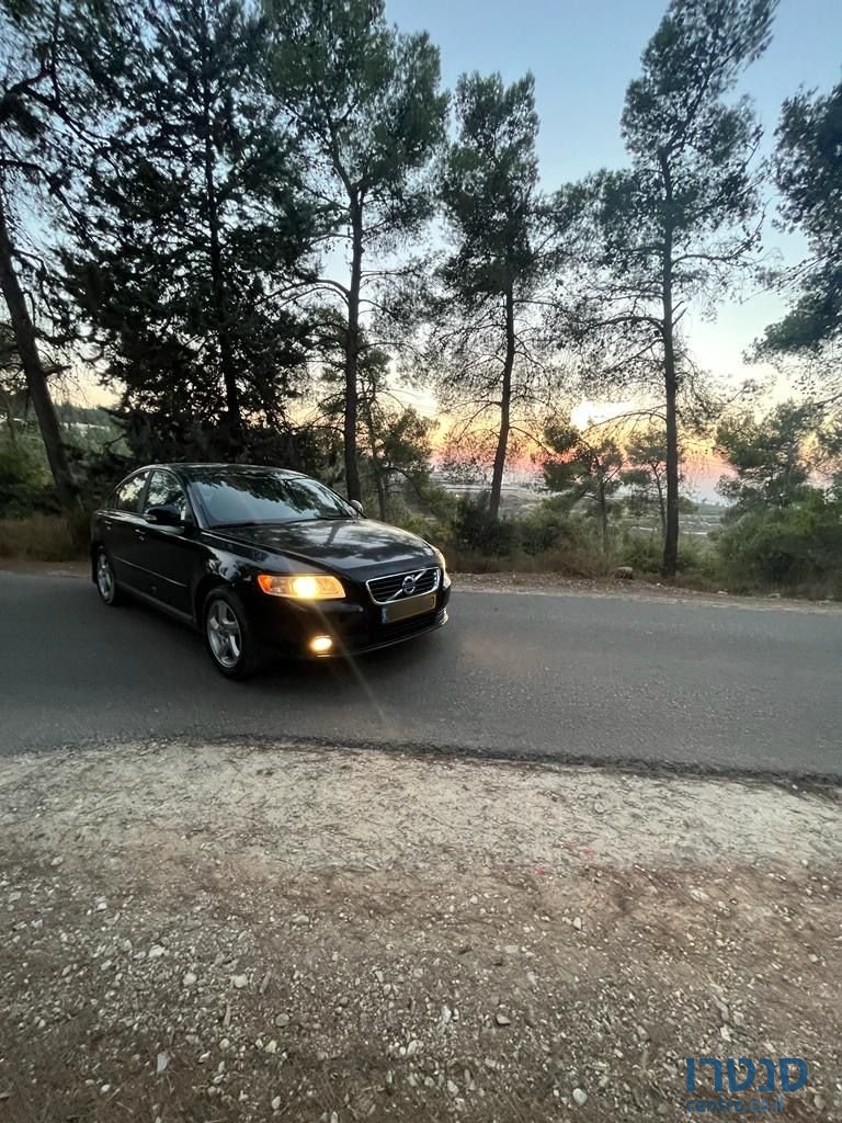2011' Volvo S40 וולוו photo #1