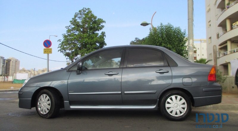 2007' Suzuki Liana photo #3