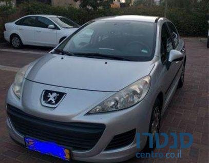 2010' Peugeot 207 פיג'ו photo #1