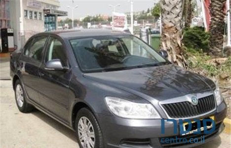 2011' Skoda Octavia photo #1