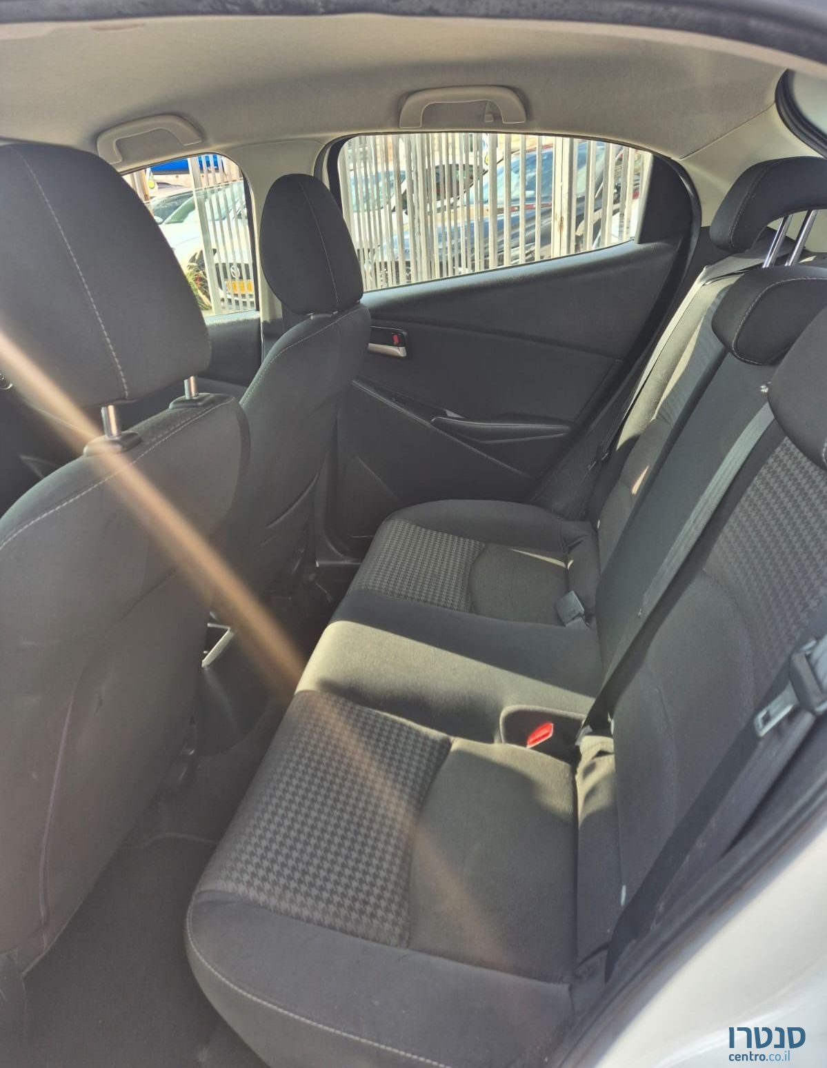 2019' Mazda 2 מאזדה photo #3