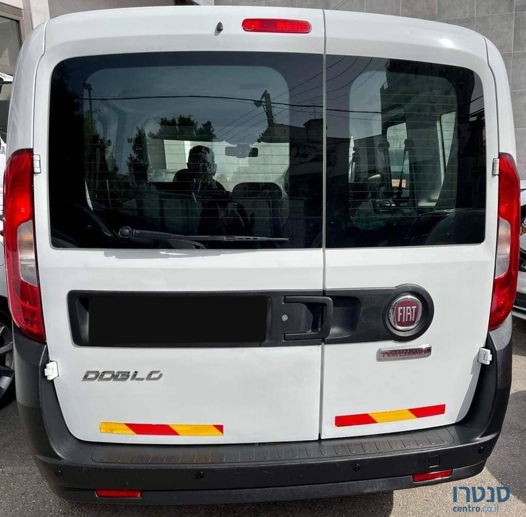 2018' Fiat Doblo photo #4