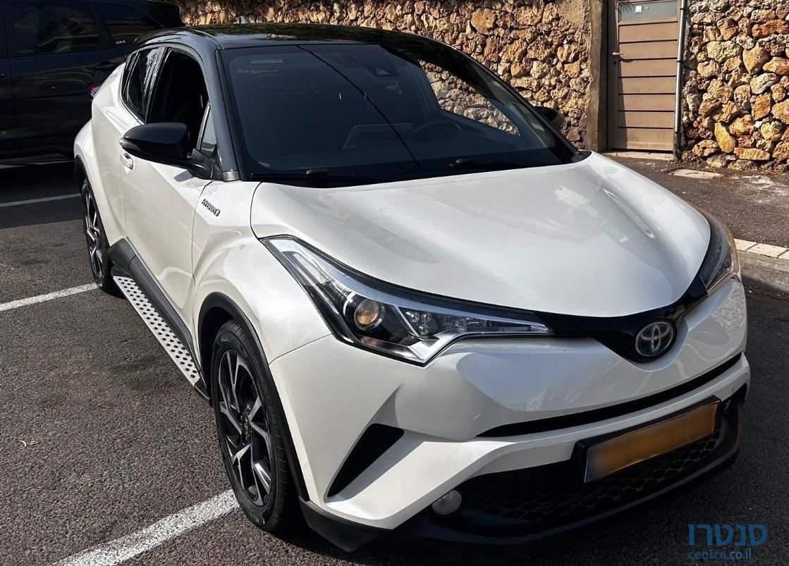 2019' Toyota C-HR טויוטה photo #1