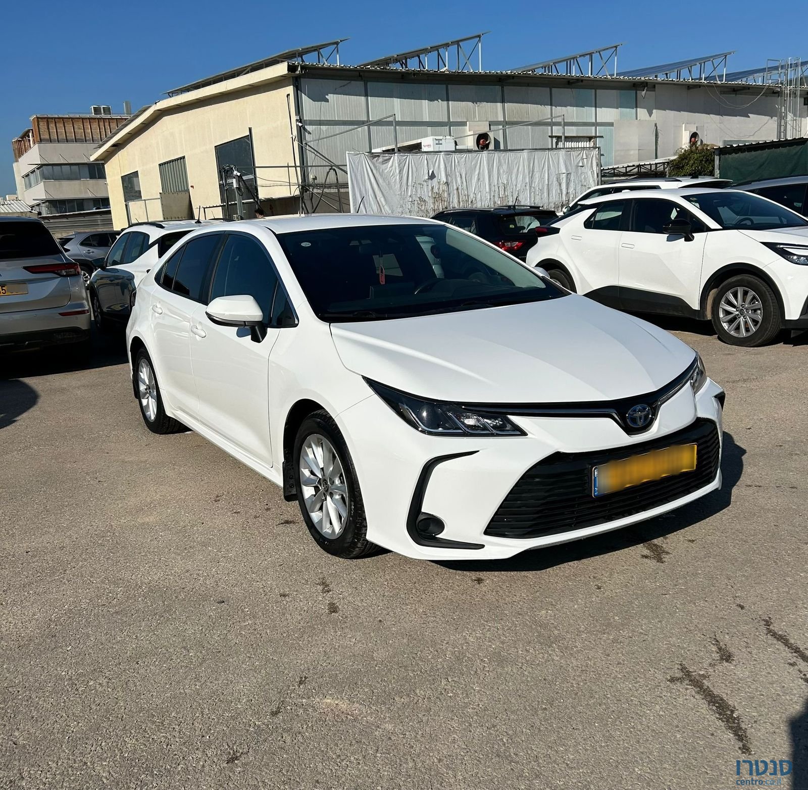 2022' Toyota Corolla טויוטה קורולה photo #1