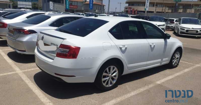 2020' Skoda Octavia סקודה אוקטביה photo #3