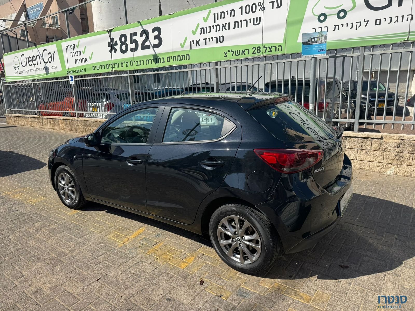 2020' Mazda 2 photo #3