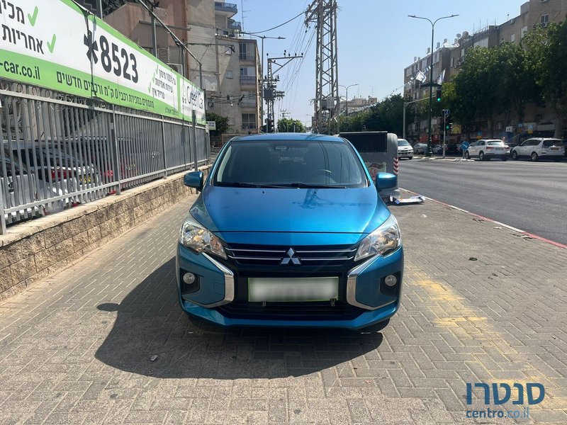 2020' Mitsubishi Space Star photo #1