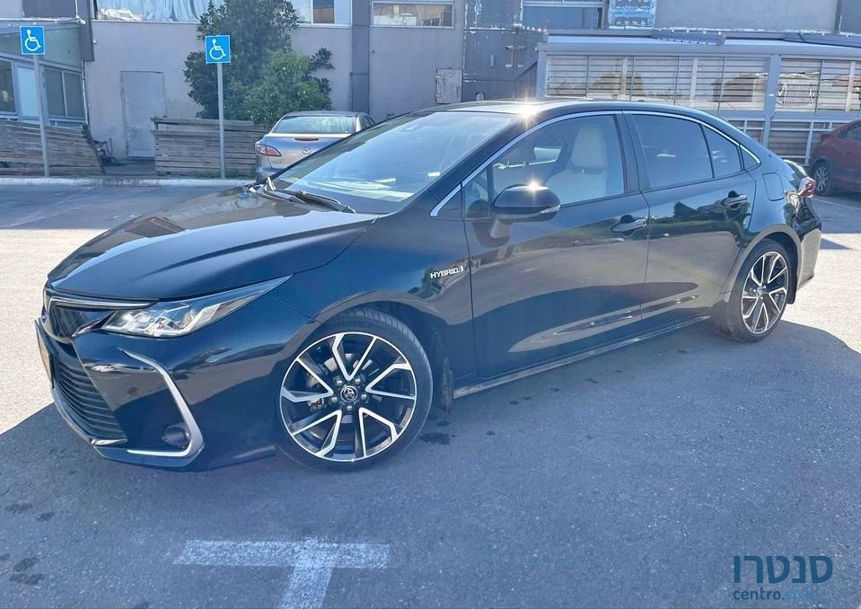 2019' Toyota Corolla טויוטה קורולה photo #1