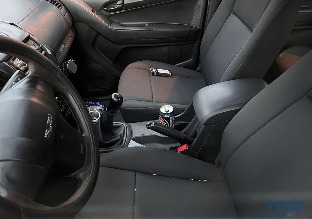 2015' Isuzu 2X4 D-Max איסוזו photo #2