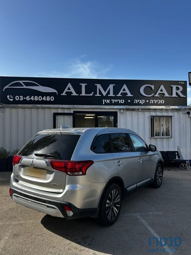 2019' Mitsubishi Outlander מיצובישי אאוטלנדר photo #4
