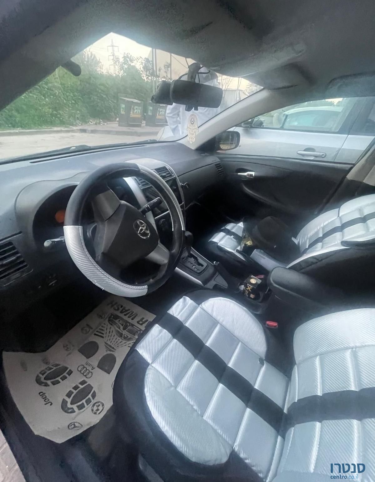 2011' Toyota Corolla טויוטה קורולה photo #3