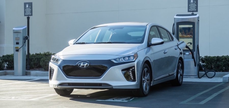 2019 Hyundai Ioniq gets new safety, infotainment tech