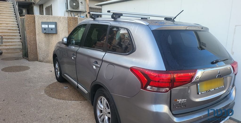 2016' Mitsubishi Outlander מיצובישי אאוטלנדר photo #2