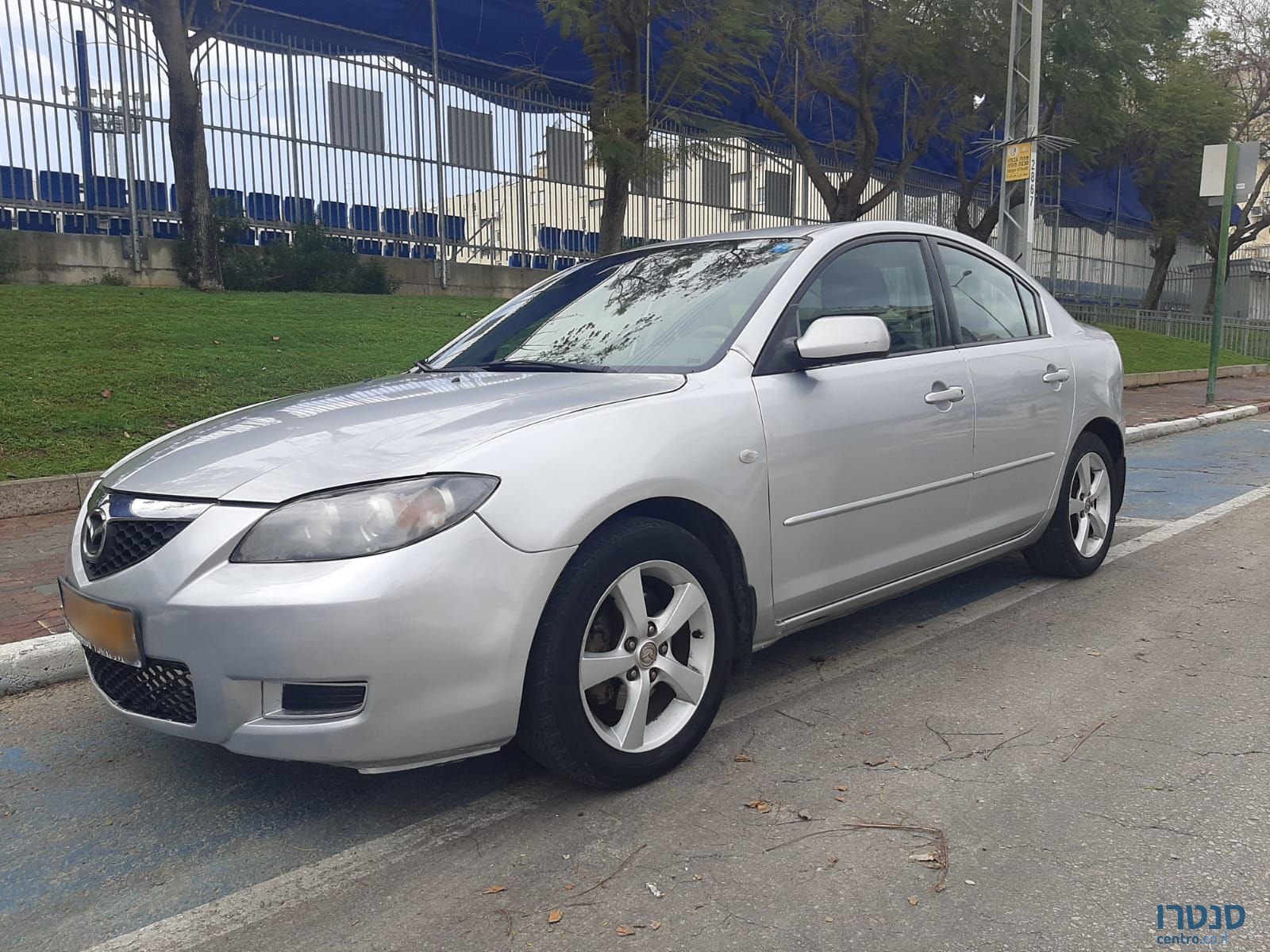 2005' Mazda 3 מאזדה photo #3