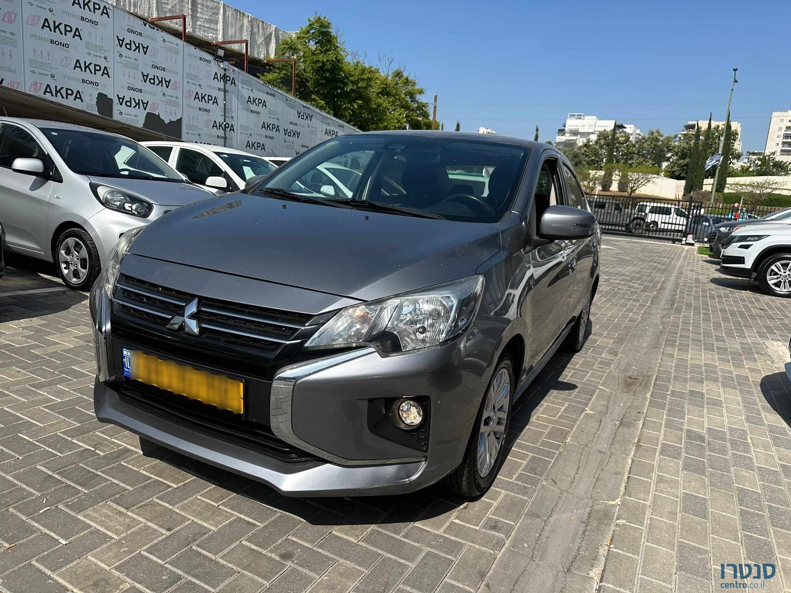 2020' Mitsubishi Attrage photo #1