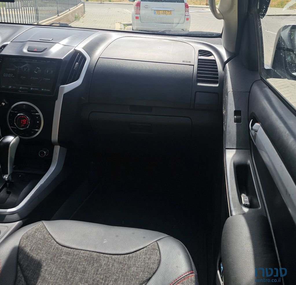 2018' Isuzu 4X4 D-Max איסוזו photo #2