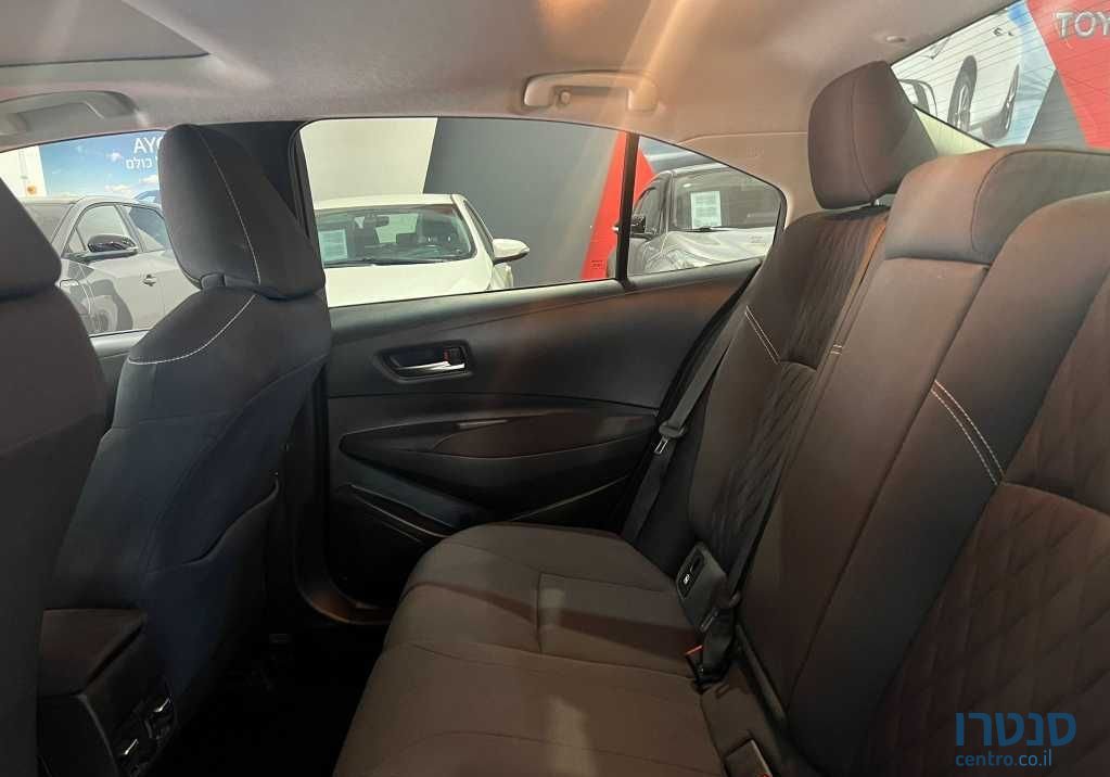 2020' Toyota Corolla טויוטה קורולה photo #3