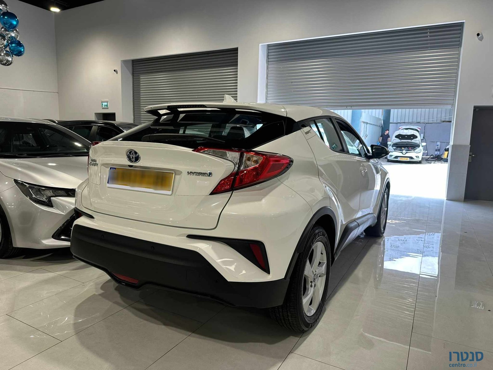 2019' Toyota C-HR photo #4