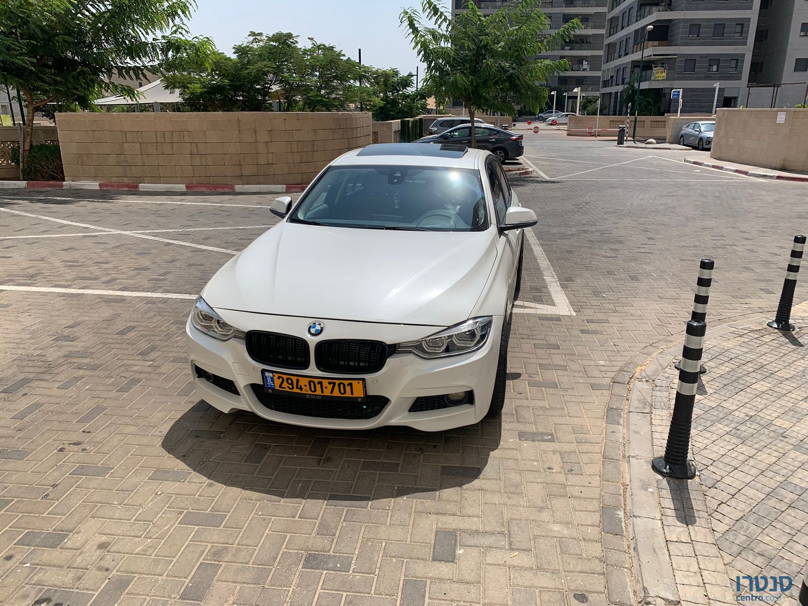 2017' BMW 3 Series ב.מ.וו סדרה 3 photo #1