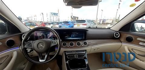 2018' Mercedes-Benz E-Class מרצדס photo #1