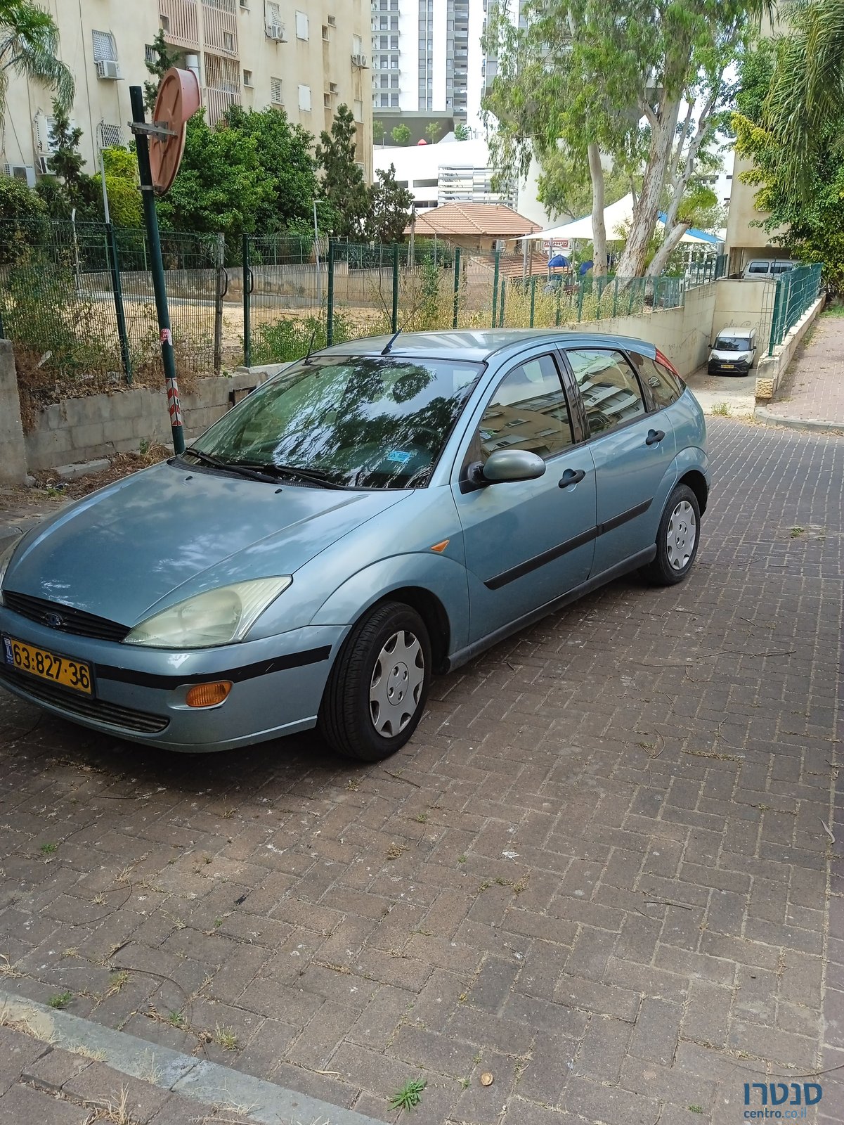 2002' Ford Focus פורד פוקוס photo #1
