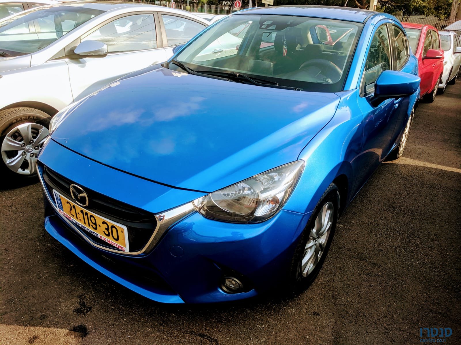 2016' Mazda 2 photo #2