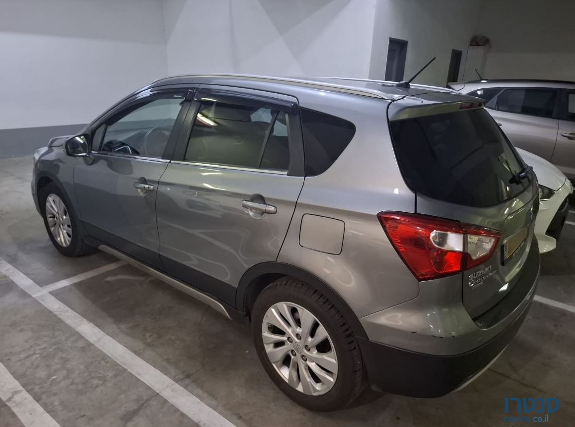2018' Suzuki SX4 סוזוקי קרוסאובר photo #3