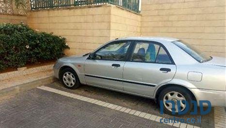 2003' Mazda 323 323 מאזדה photo #1