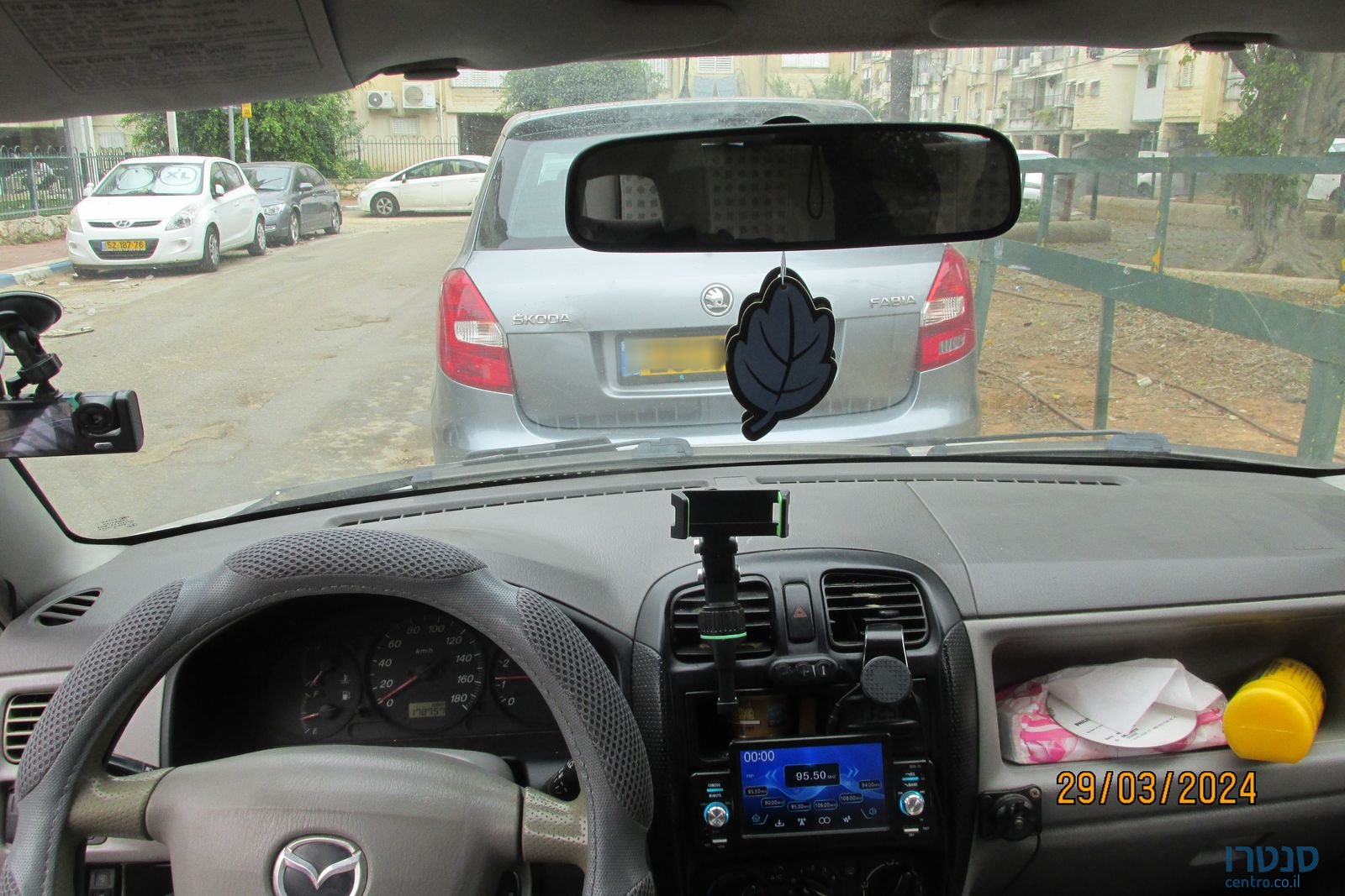 2002' Mazda Demio מאזדה דמיו photo #4