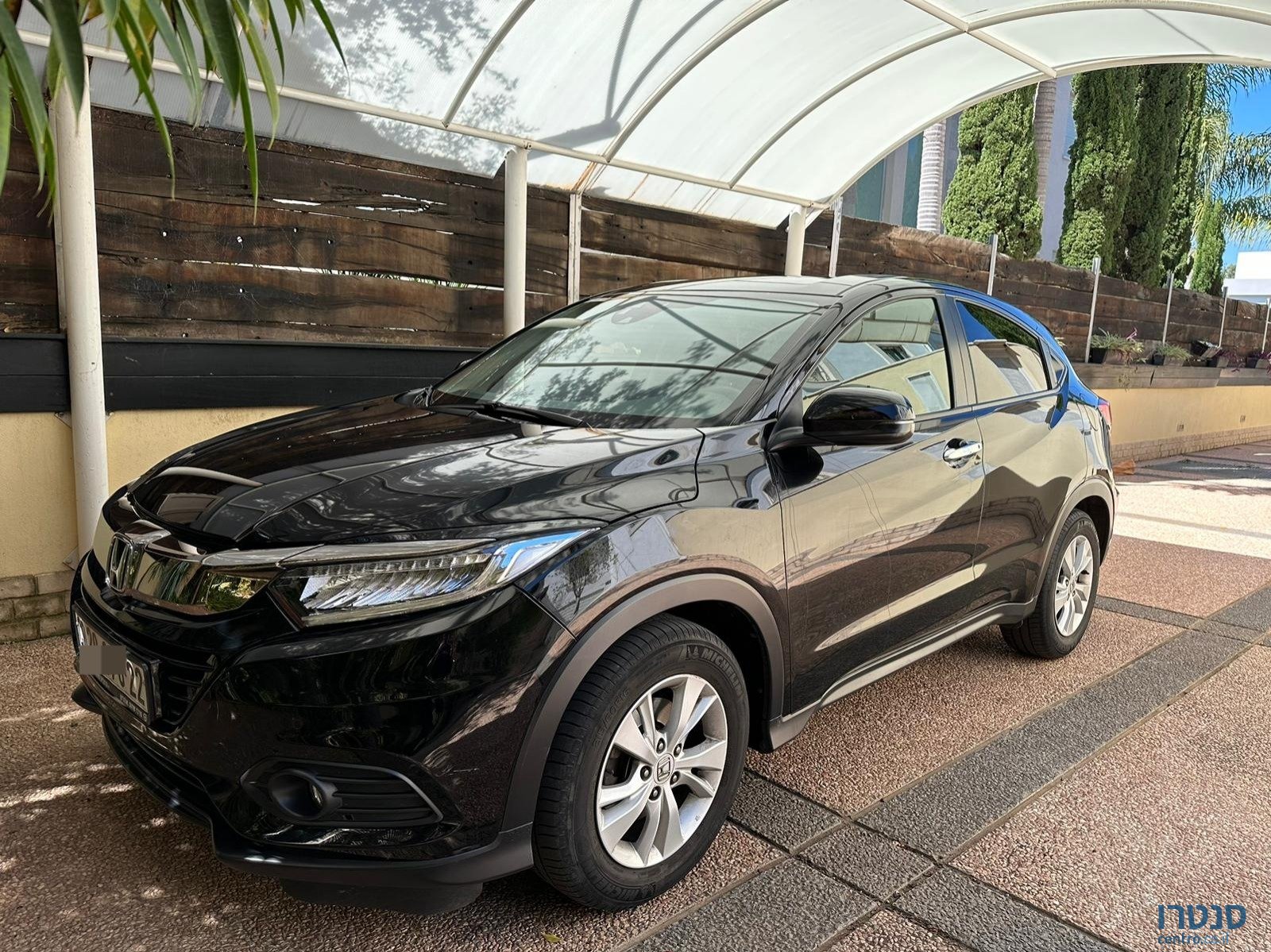 2020' Honda HR-V Elegance photo #3