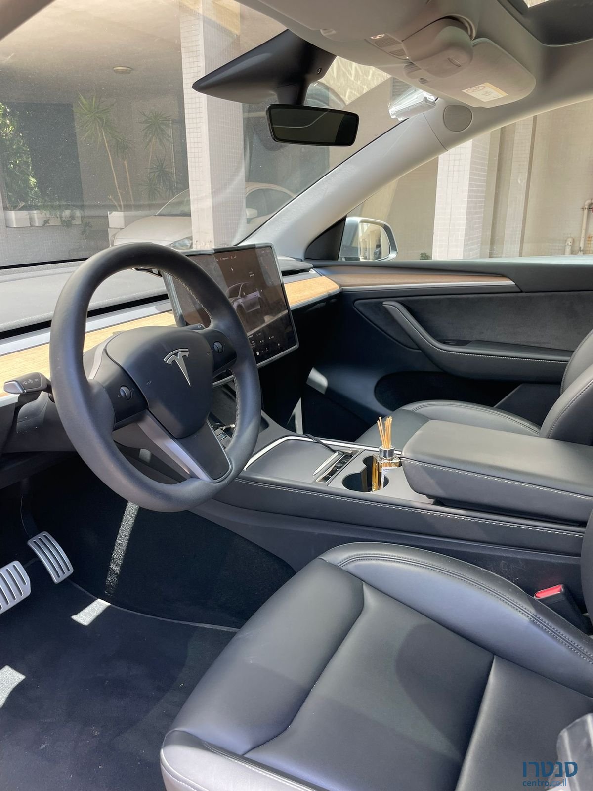 2023' Tesla Model Y טסלה מודל Y photo #6