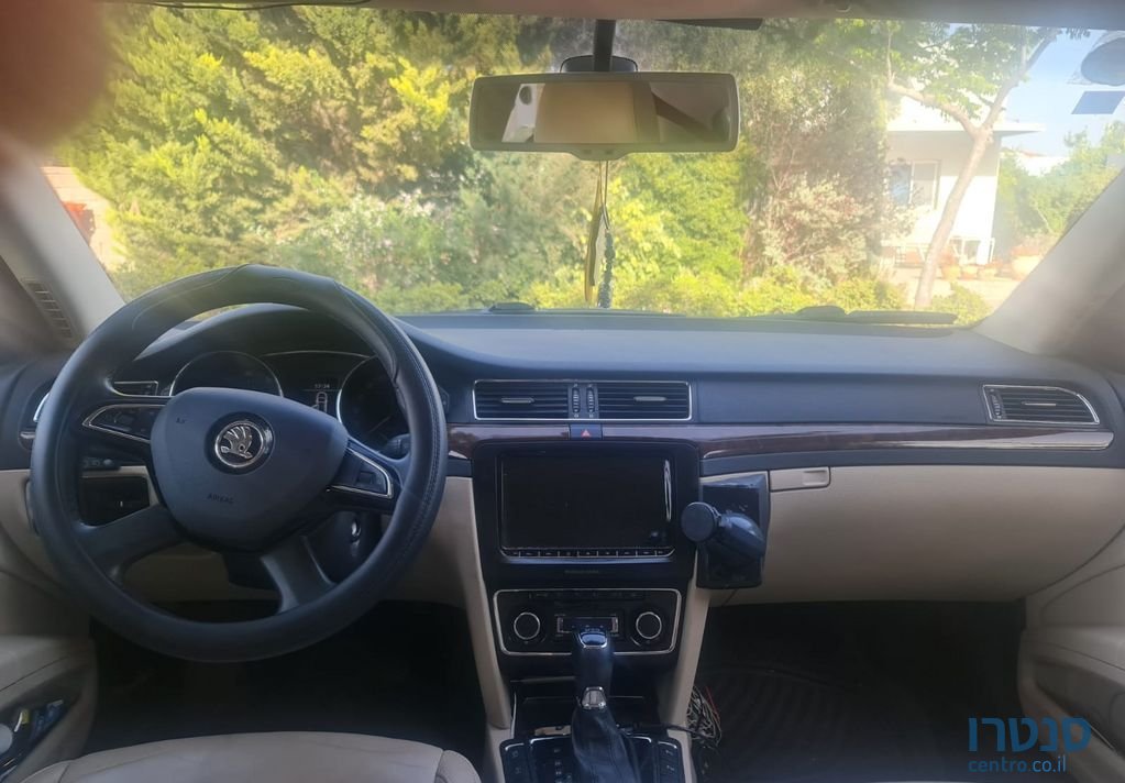 2015' Skoda Superb סקודה סופרב photo #5