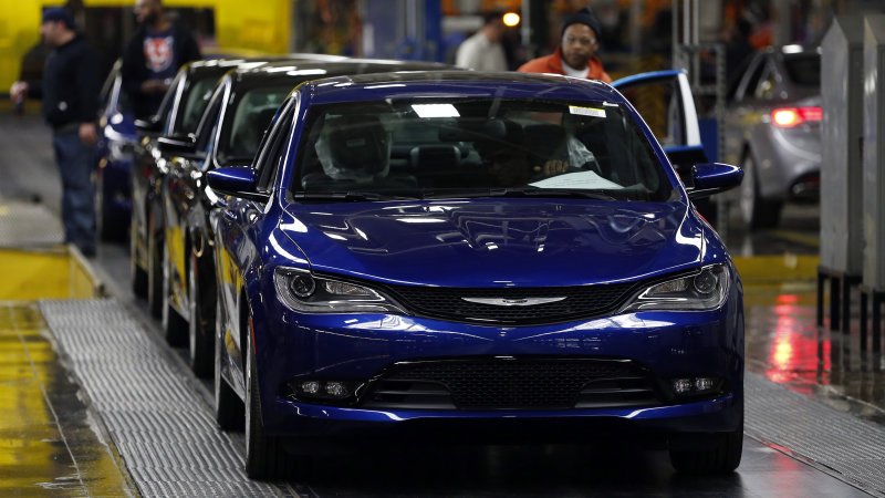 Marchionne says the Chrysler 200 and Dodge Dart were terrible investments for FCA