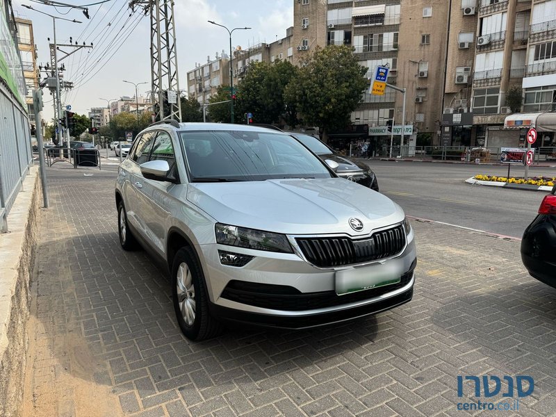 2021' Skoda Karoq photo #6