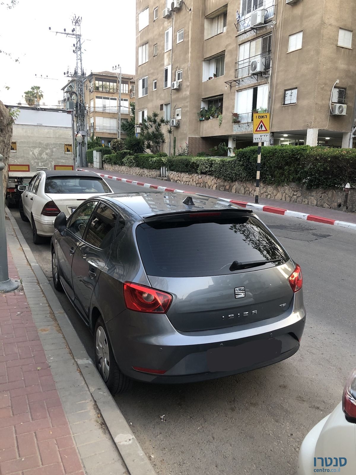 2016' SEAT Ibiza סיאט איביזה photo #2