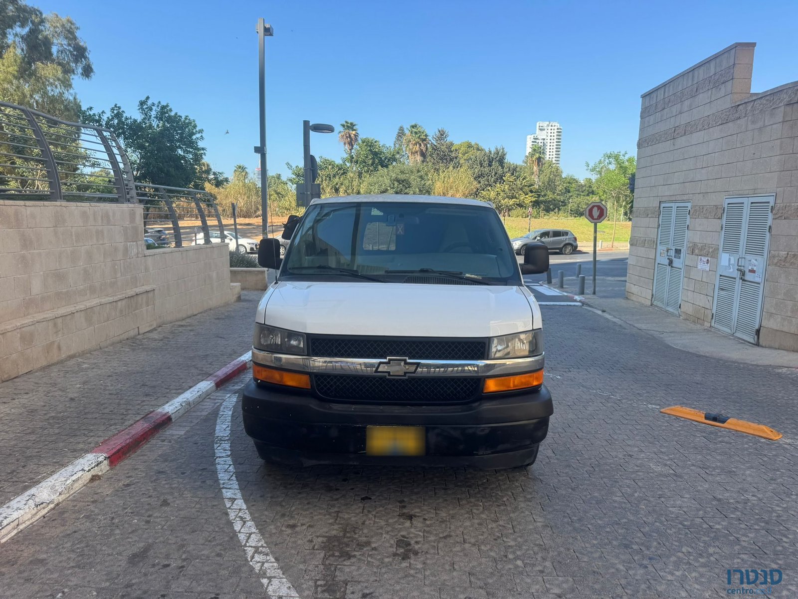 2017' Chevrolet SS Savana ארוך 4.5 טון photo #2