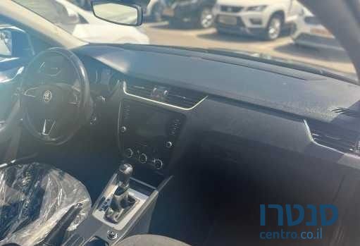 2020' Skoda Octavia סקודה אוקטביה photo #4