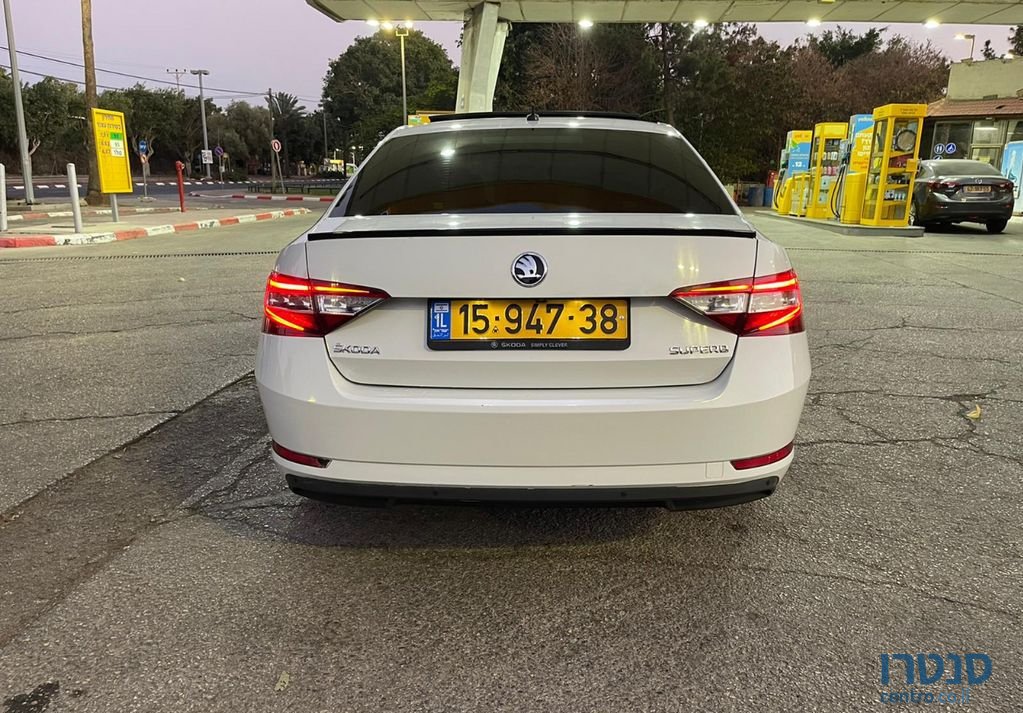 2016' Skoda Superb סקודה סופרב photo #4