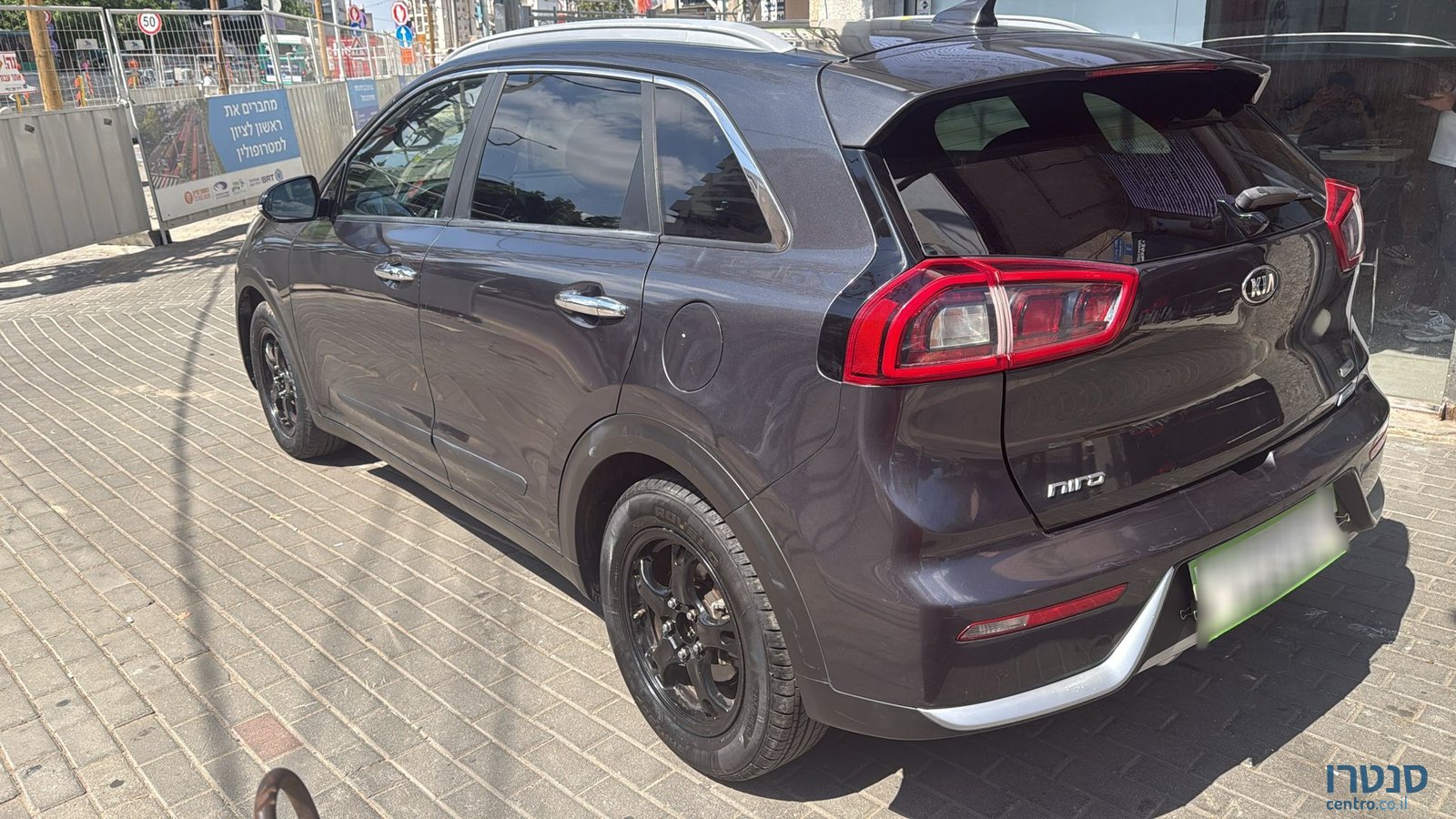 2018' Kia Niro photo #4