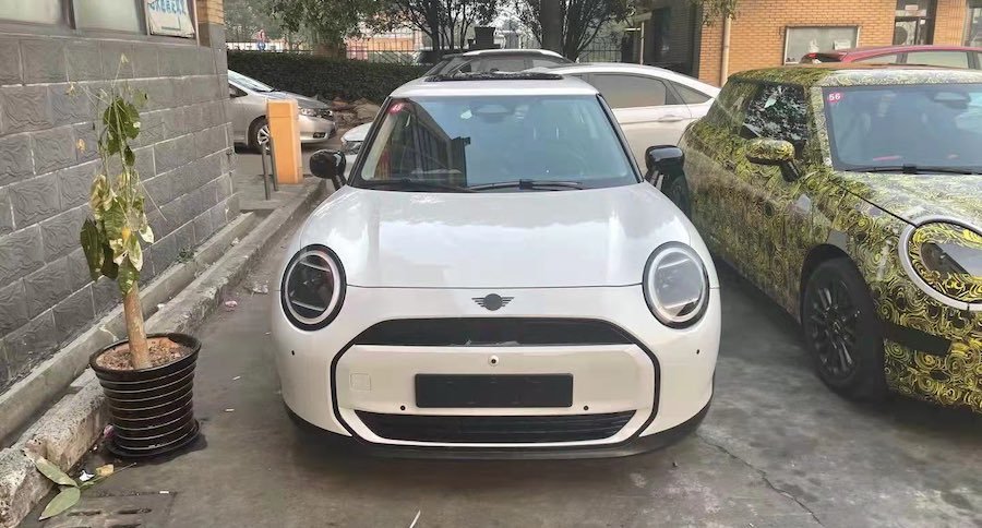 New 2023 Mini 3-door Hatch: new look leaked in online images