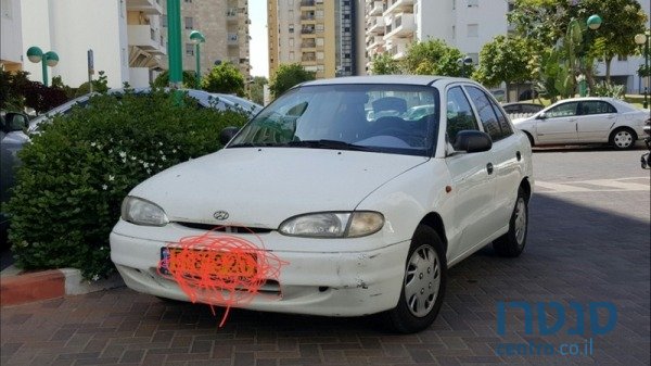 1997' Hyundai Accent photo #1